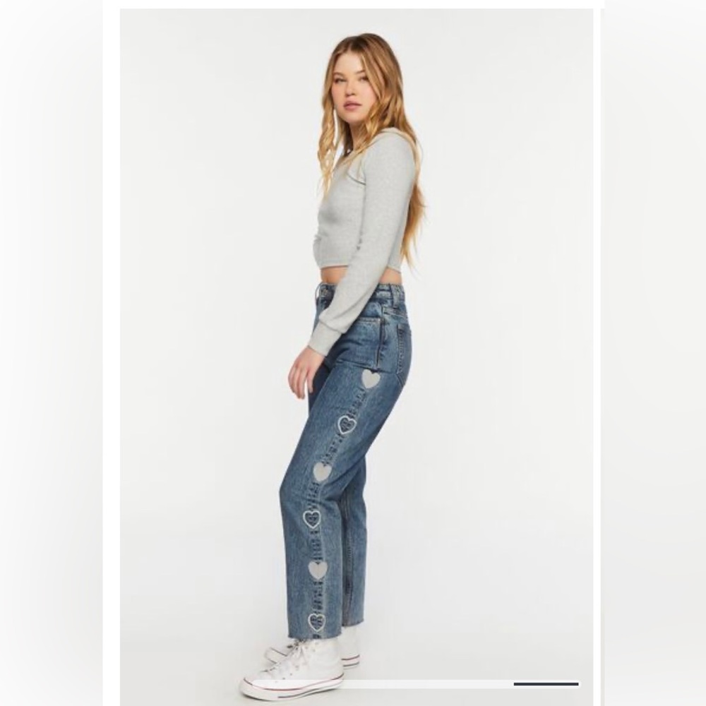 NWOT Forever 21 Premium Heart Embroidered Straight Leg Denim